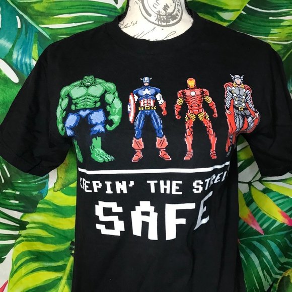 GUC Marvel Avengers Adult S Hulk Thor Capt "Keepin The Streets Safe" Graphic Tee - Picture 4 of 8